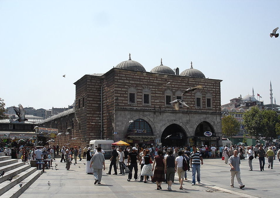 turchia istanbul mercato spezie misir carsisi