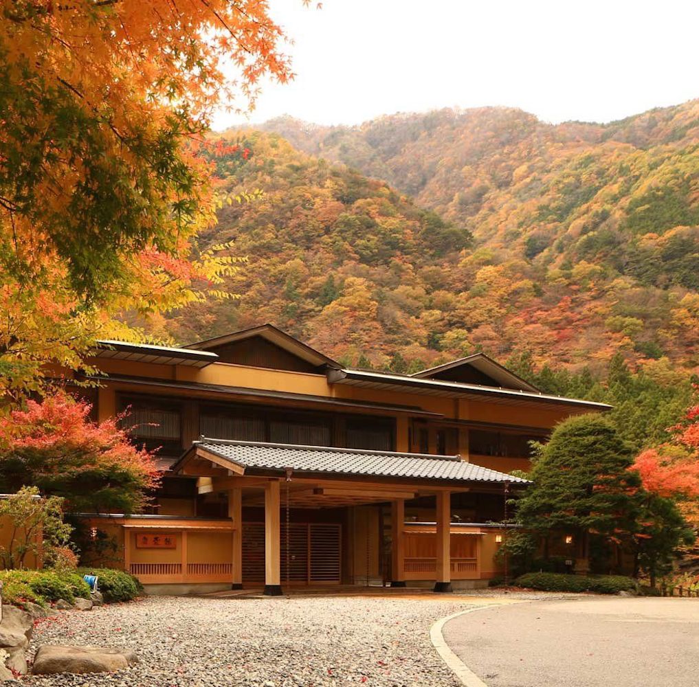 Nishiyama Onsen Keiunkan giappone hotel più antico mondo